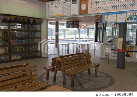 千頭駅駅舎内 39099094