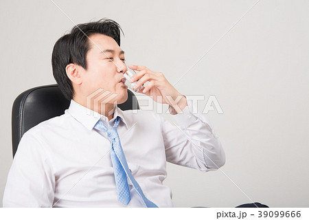 人 人間 人物 39099666