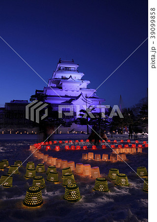 会津絵ろうそくまつり　鶴ヶ城 39099858