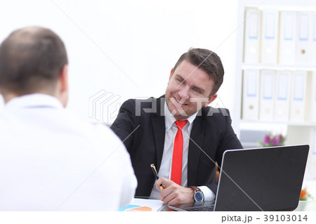 Close up view of business partnership handshake Close up view of business partnership handshake 39103014