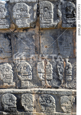 ツォンパントリ（チチェン・イツァー） 39103951