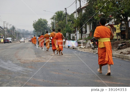 ラオス・ルアンパバーン 39104353