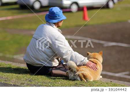 犬 人物 犬 人物 39104442