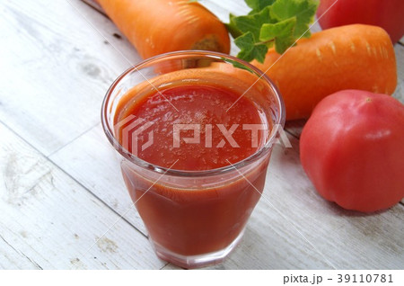 人参トマトジュース 39110781