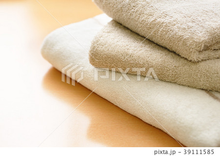 清潔なタオル 39111585
