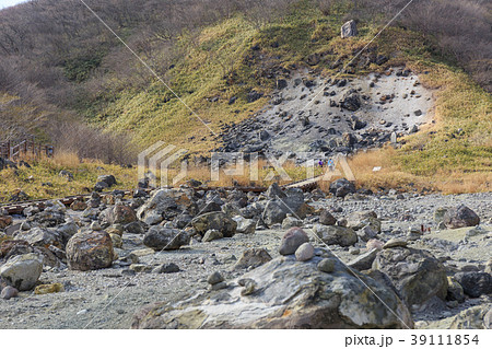 栃木県那須町　殺生石　遊歩道（5月） 39111854