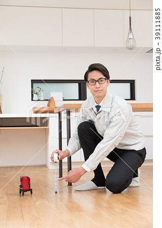 建物点検イメージ（作業服） 39111885