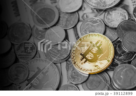 Gold Bitcoin Litecoin Ethereum Cryptocurrency Gold Bitcoin Litecoin Ethereum Cryptocurrency 39112899