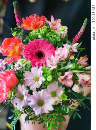 nice bouquet in the hands nice bouquet in the hands 39113482