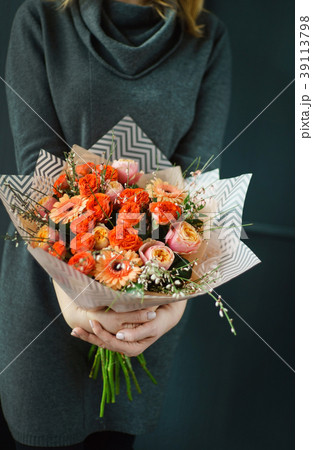 nice bouquet in the hands nice bouquet in the hands 39113798