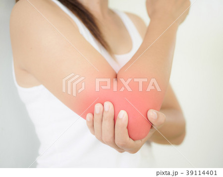 Closeup female's elbow. Arm pain and injury. 39114401