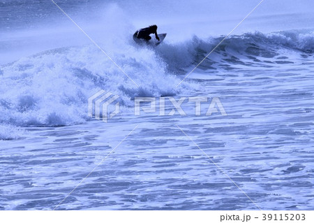 サーフィン サーフィン 39115203