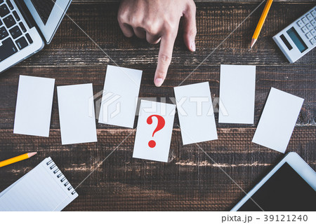 クエスチョンマークとビジネスイメージ 39121240
