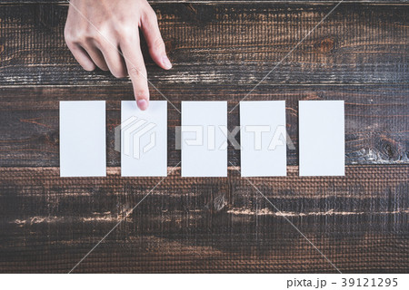 複数のカード 39121295