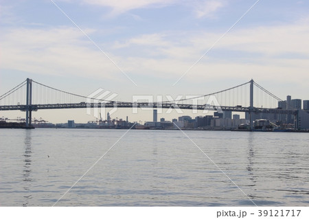 晴海ふ頭からレインボーブリッジ 39121717