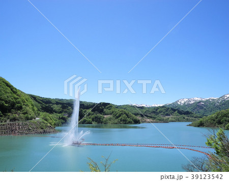 月山湖　大噴水 39123542