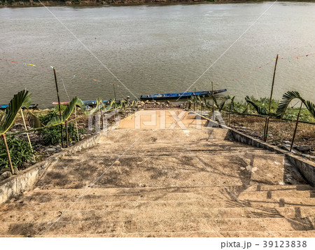 Stairs The Mekong River in Mukdahan 39123838