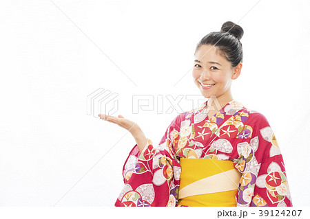 浴衣の女性 39124207