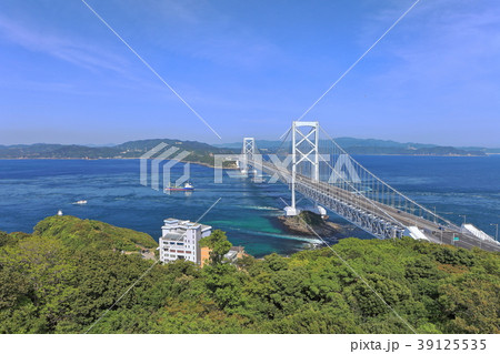 大鳴門橋と鳴門海峡 大鳴門橋と鳴門海峡 39125535