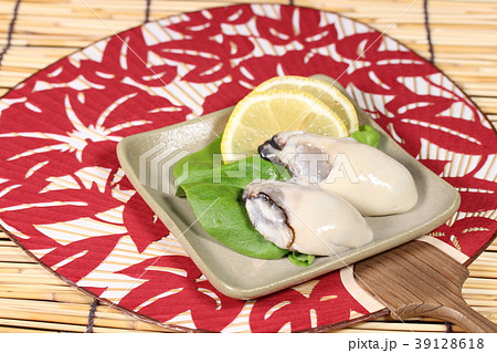 生牡蠣 生牡蠣 39128618