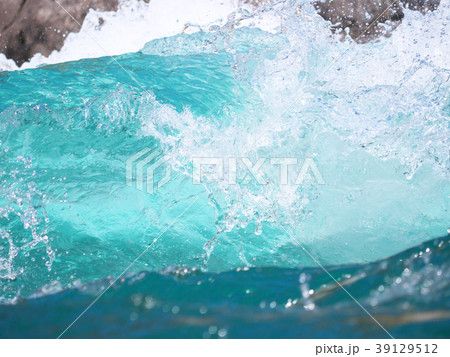 水の流れ（長良川-岐阜県郡上市美並町） 39129512