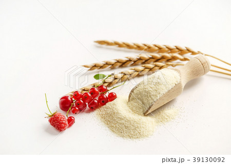 Raw unprepared semolina in bowl Raw unprepared semolina in bowl 39130092