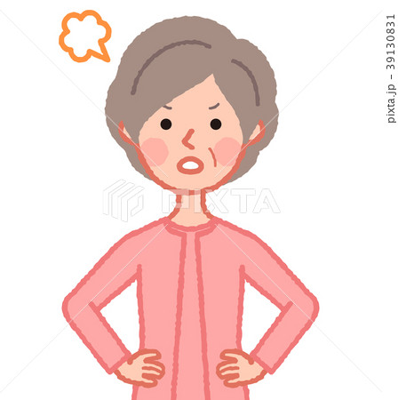 怒るシニア女性 39130831