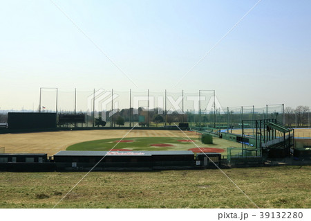 埼玉県戸田市の風景：ヤクルト戸田球場 39132280