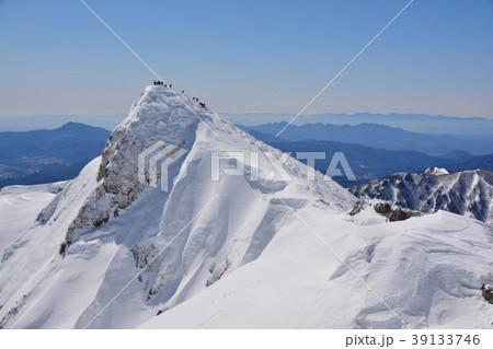 谷川岳山頂からのトマの耳 谷川岳山頂からのトマの耳 39133746
