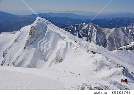 谷川岳山頂からのトマの耳 39133748