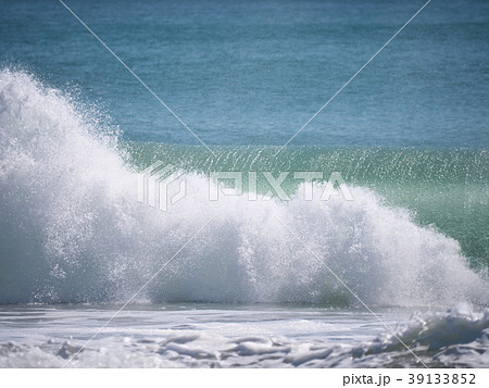 波(渥美半島ー伊良湖岬 愛知県) 波(渥美半島ー伊良湖岬 愛知県) 39133852