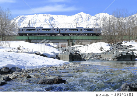 雪景色の大糸線 39141381