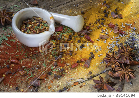 Herbs and spices - mortar and pestle Herbs and spices - mortar and pestle 39141694