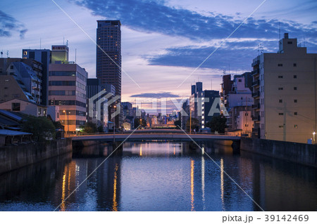 道頓堀の夜明け 39142469
