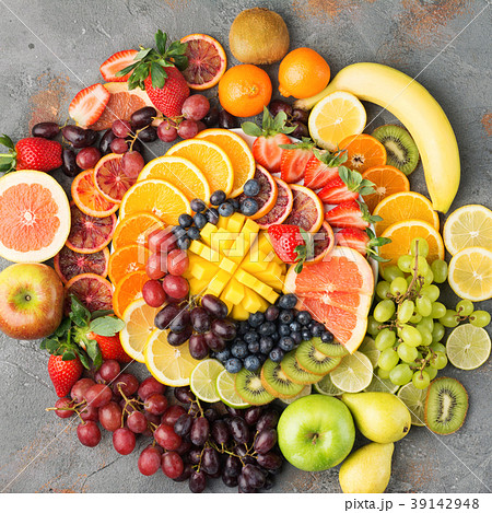Rainbow fruits and vegetables, top view 39142948