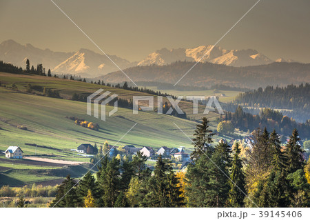 View on Tatras mounatins.Poland. 39145406