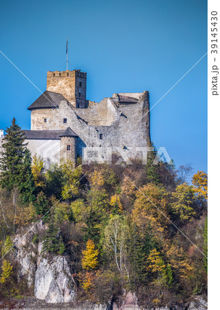 Beautiful view of Niedzica castle, Poland, Europe 39145430