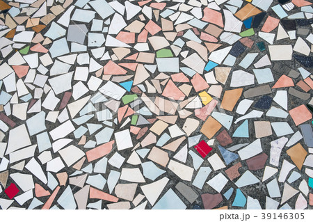 colored tile pattern - abstract colorful tiled 39146305