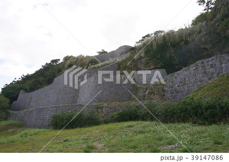 沖縄県浦添・浦添グスク・浦添ようどれ 39147086