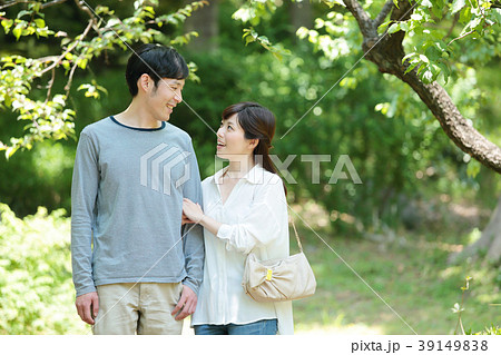 ミドルカップル 新緑 ミドルカップル 新緑 39149838
