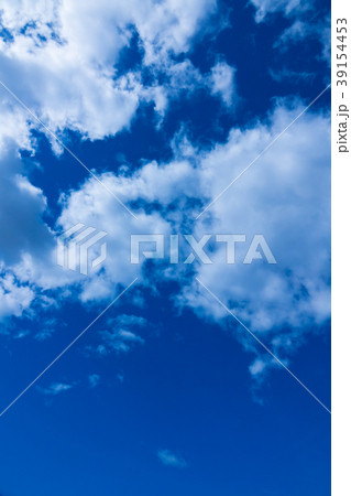 3月の空と雲  縦 39154453