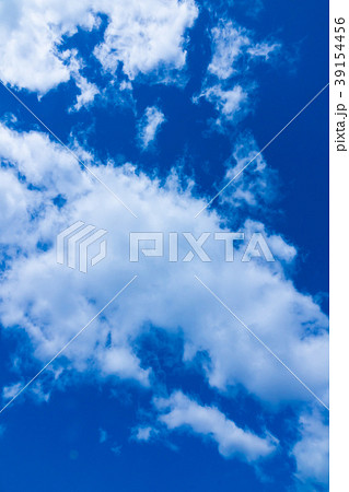 3月の空と雲 縦 3月の空と雲 縦 39154456
