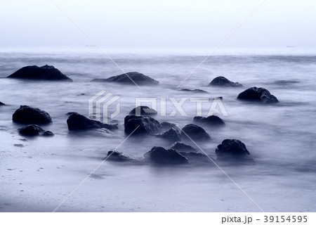 Sunrise at the sea 39154595