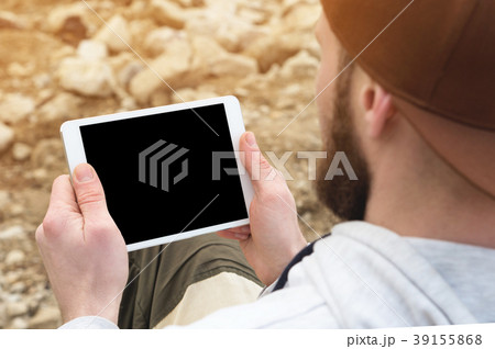 Close-up of a horde in a brown cap in the open air 39155868