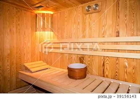 Interior of a wooden bed in a home sauna 39156143