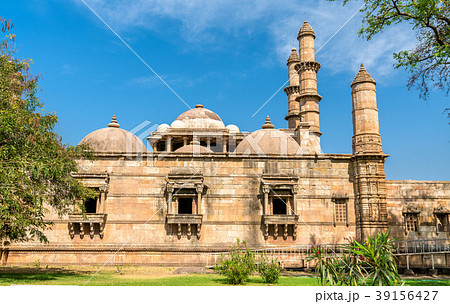 Jami Masjid, a major tourist attraction at 39156427