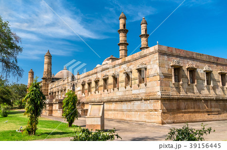 Jami Masjid, a major tourist attraction at 39156445
