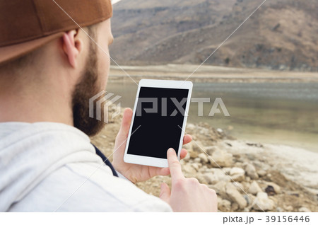 Close-up of a horde in a brown cap in the open air 39156446