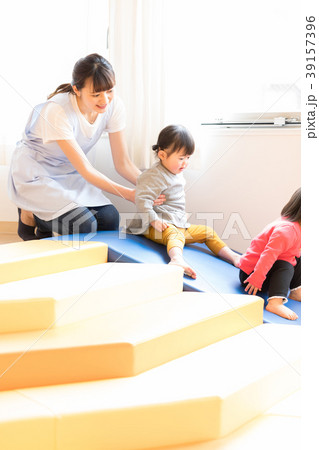 保育園　保育所　託児所 39157396