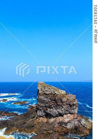 壱岐島　牧崎園地　微笑むゴリラ岩　【長崎県壱岐市】 39158301